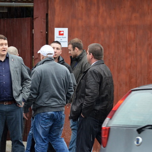 Der JN-Funktionär Michael Schäfer (vorne links) 2014 bei einer JN Veranstaltung in Thüringen.