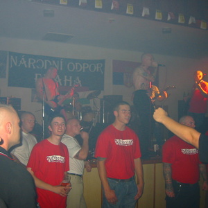 RechtsRock Konzert mit der Neonazi-Band Oidoxie.