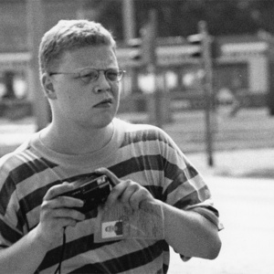 Der Neonazi und VS-Spitzel Tino Brandt bei einem Heß-Aktionstag 1997 in Braunschweig.