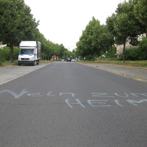 Rassistische "Nein zum Heim" Kampagne in Berlin-Hellersdorf.