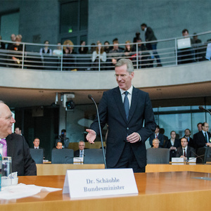 Wolfgang Schäuble vor dem Bundes-NSU-Untersuchungsausschuss. Wolfgang Schäuble war Bundesminister des Innern, Bundesminister für besondere Aufgaben und Chef des Bundeskanzleramtes.