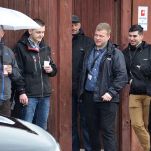 Der sächsische Neonazi Thomas Sattelberg (hinter der Tür) zählt zu den Initiatoren vom  "Haus Montag".